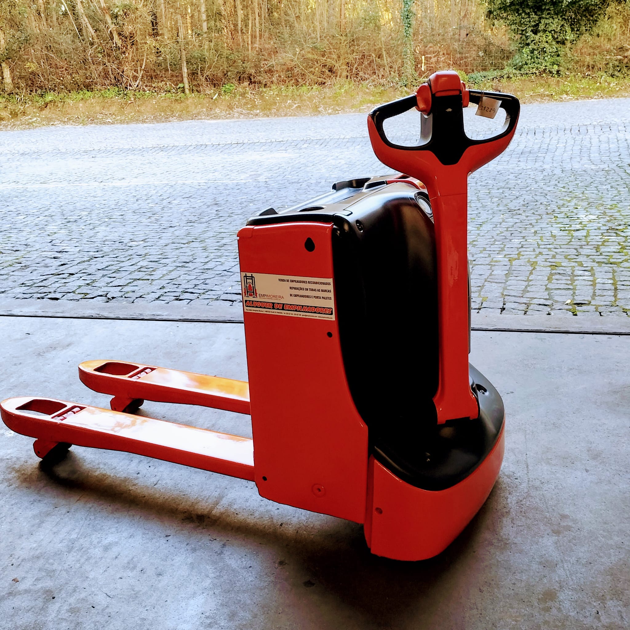 Porta-Paletes Elétrico Linde T 18